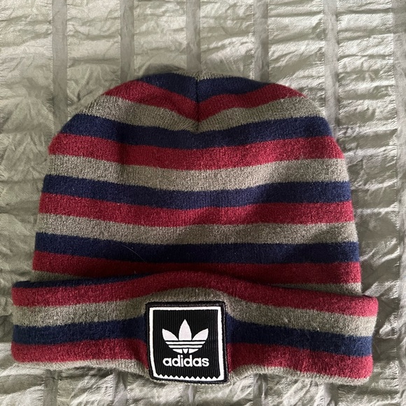 Adidas Beanie - Picture 1 of 4